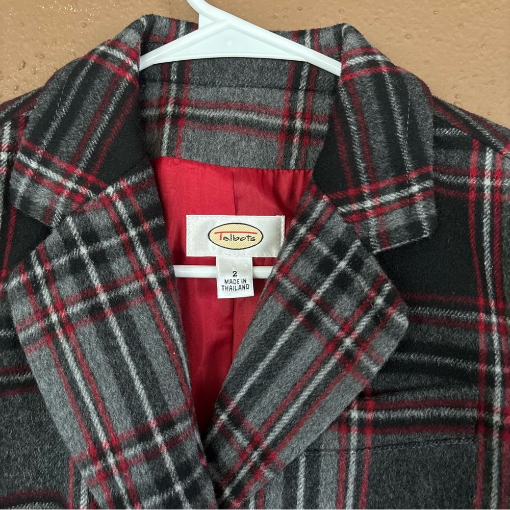 Talbots wool-blend tartan plaid blazer jacket in grey, black, and red size 2 - Picture 2 of 11